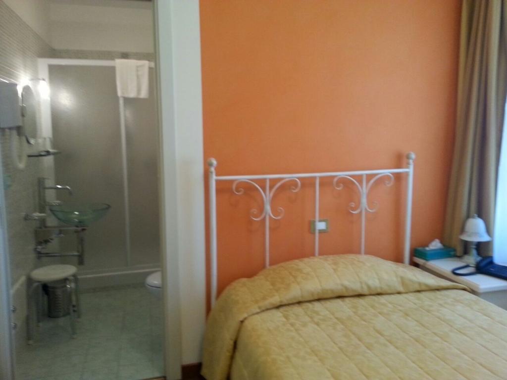 Hotel Ristorante Ruatta San Maurizio Cameră foto